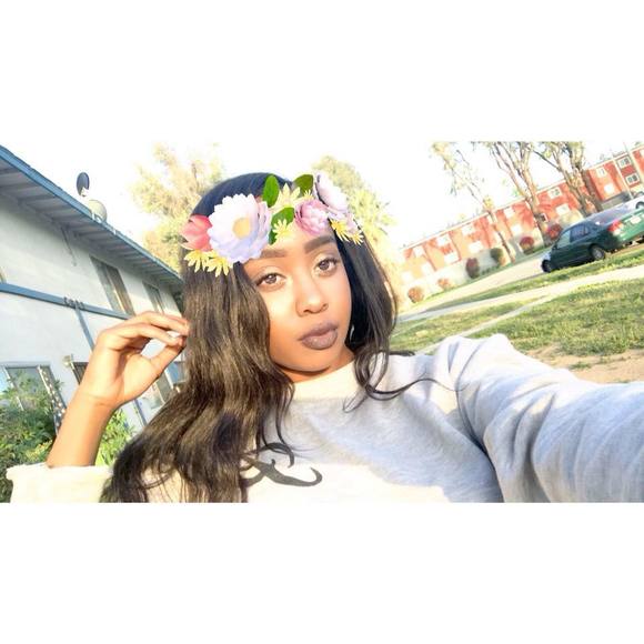 Meet your Posher, Cayla - Picture 1 of 1